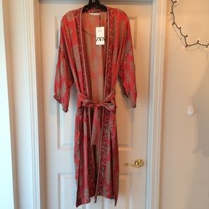Zara Hanoi Printed Kimono Brick Robe